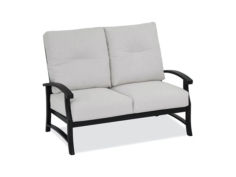 Lodge ve věku bronzový hliník s polštáři terasa Loveseat